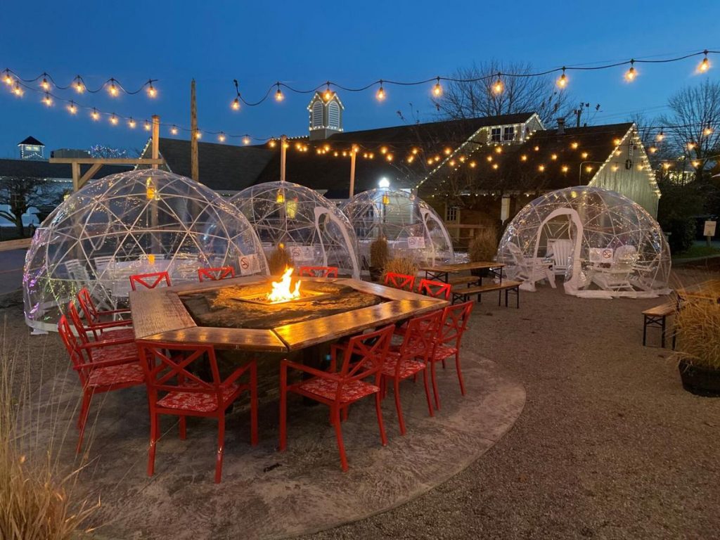 13 Cool Igloo Restaurants to Dine in CT and NY This Winter! Elena
